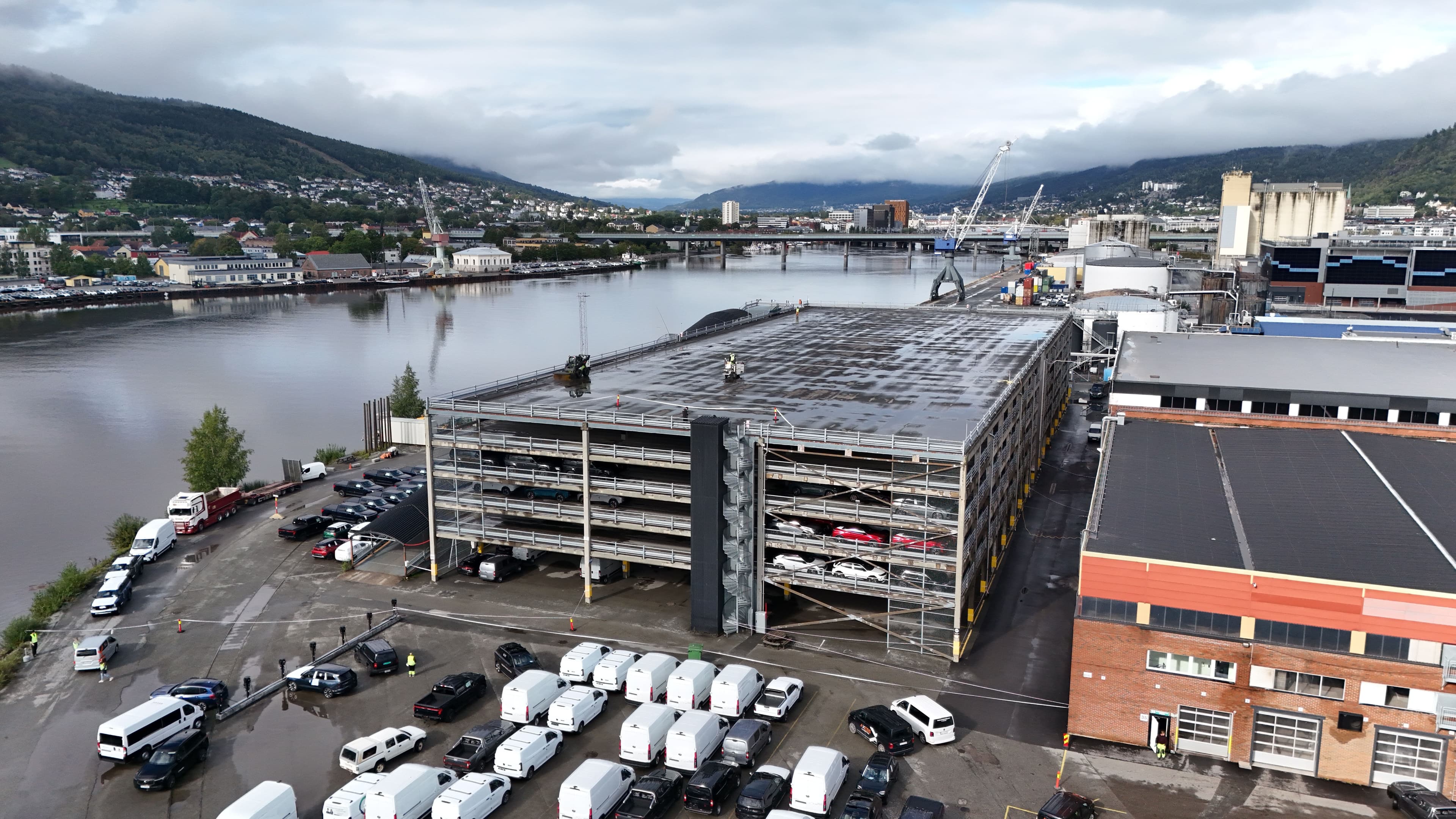 Ny membran på parkeringshus for Axess